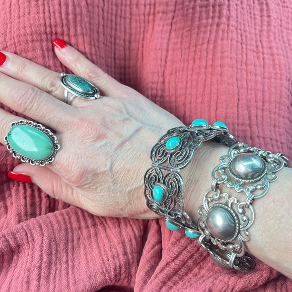 Accepting Reasonable Offers, Welcome Friends. - Picture 2 of 15